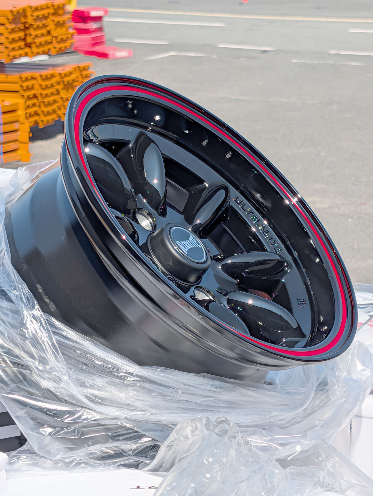 ULML3BR / ULTRALITE MINI WHEELS 13x7J - ET10 - 4x101.6 PCD - BLACK WITH RED PINLINE